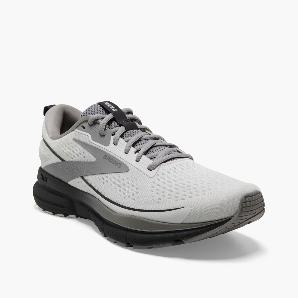 Men Brooks Trace 3 Walking Shoes White | VXYZ97582